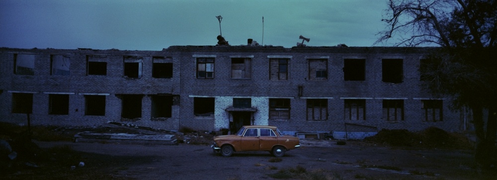 Art and Documentary Photography - Loading PolygonFamily01.JPG