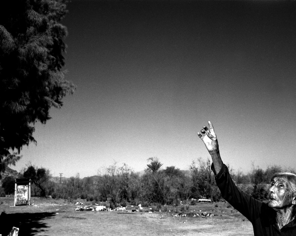 Art and Documentary Photography - Loading 20020404_Pascuala.jpg