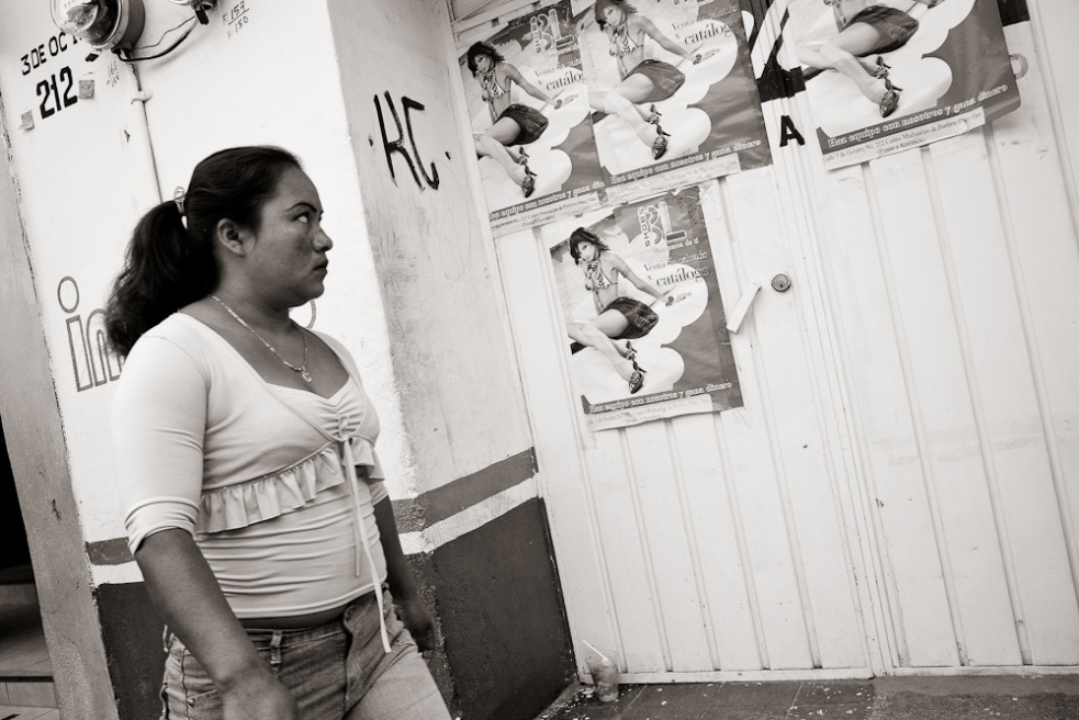 Art and Documentary Photography - Loading Oaxaca02.jpg